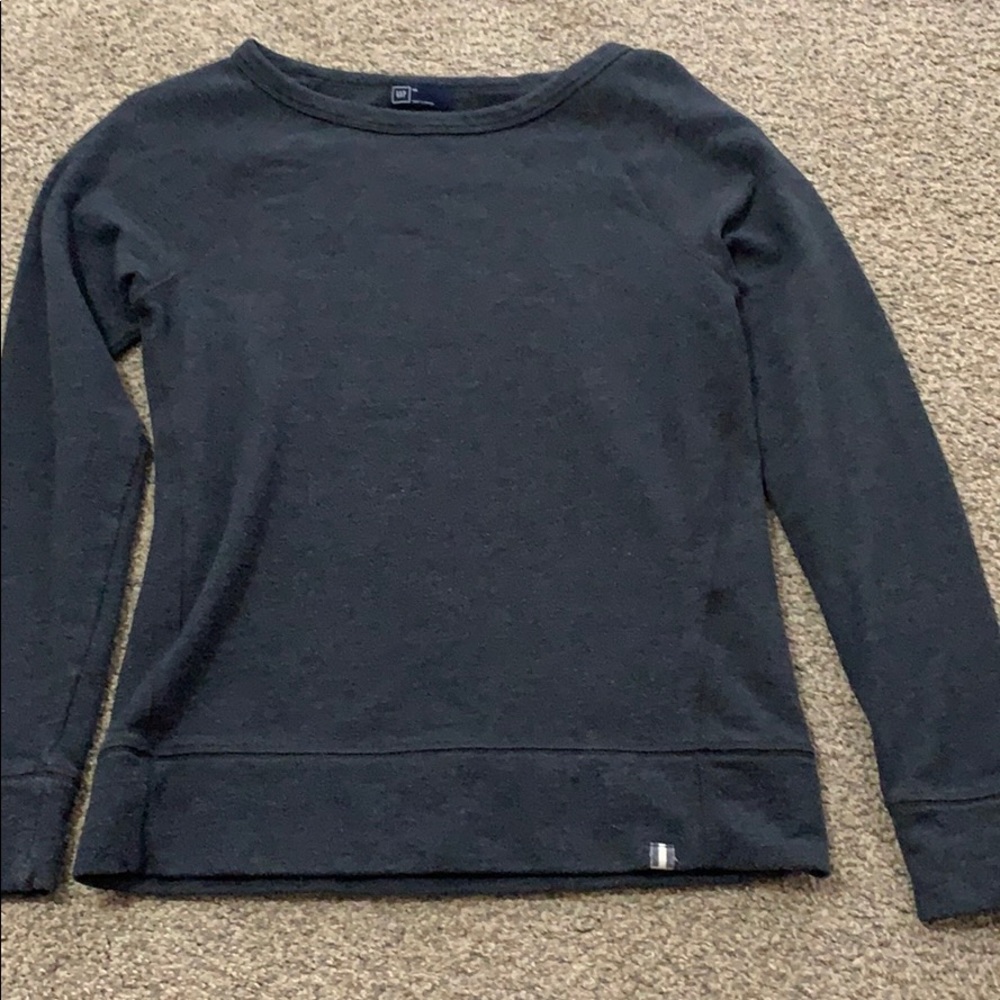 GAP crew neck sweatshirt